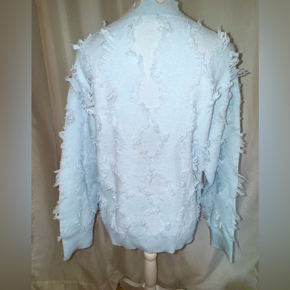 Peach Love California Fringed Light Blue distressed Sweater.  Size Large VGUC. - Picture 4 of 11